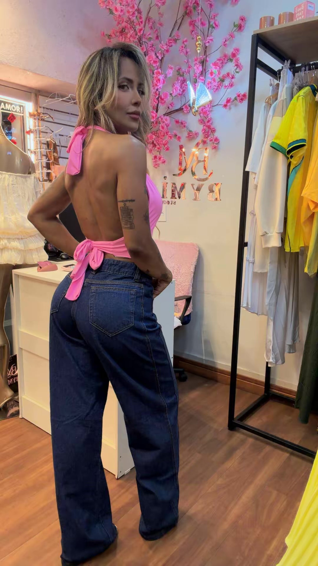 Calça Jeans Wide Leg Lavagem Escura